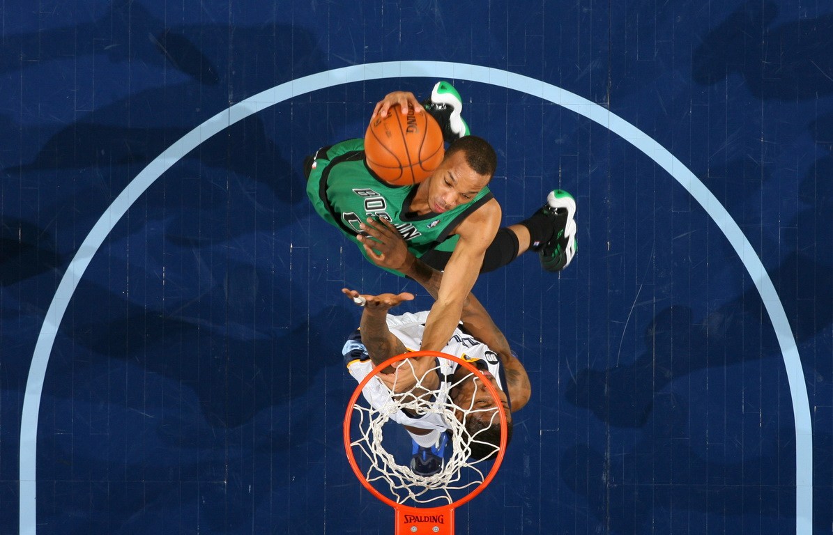 爱游戏中国-孟菲斯灰熊转会期豪取连胜蒂姆在湖人比赛中晋级，纽卡斯尔集结日再遭质疑瞬间刷屏的简单介绍